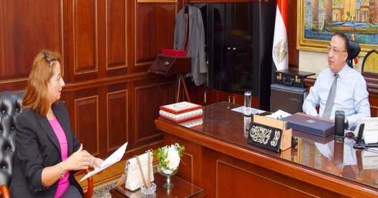 محافظ الإسكندرية فى حوار لـ"اليوم السابع": نجحنا فى مواجهة البناء المخالف والقضاء على العشوائيات.. ويؤكد: الإسكندرية من أكثر المدن تأثرا بالتغيرات المناخية ومستعدون للنوات.. ويكشف: توفير 80 ألف وحدة بـ"مشارف"
