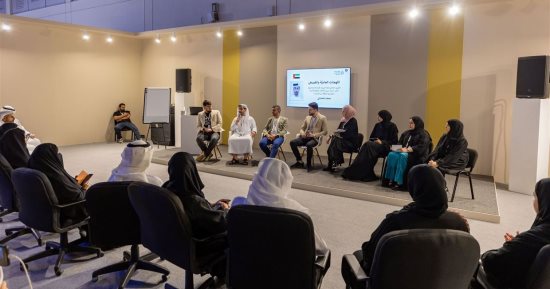 شباب في "الاتصال الحكومي 2023" يدعون لتعزيز حضور اللغة العربية في الفن والتكنولوجيا