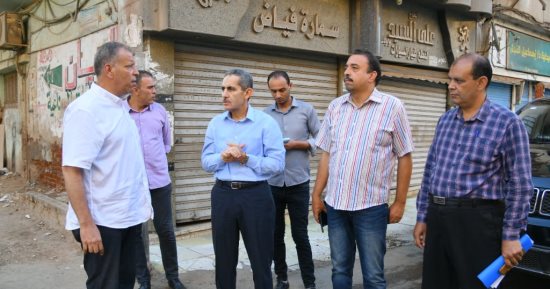 محافظ الغربية يتفقد مشروعات الرصف والتطوير بكفر الزيات وبسيون