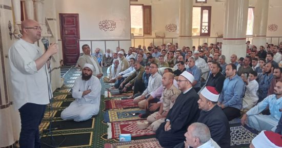 محافظ بنى سويف يؤدى صلاة الغائب على ضحايا إعصار ليبيا