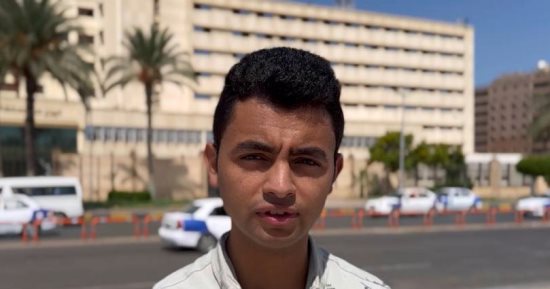شاب من بورسعيد: سأنتخب الرئيس السيسي لاهتمامه الواضح والصريح بشباب مصر.. فيديو