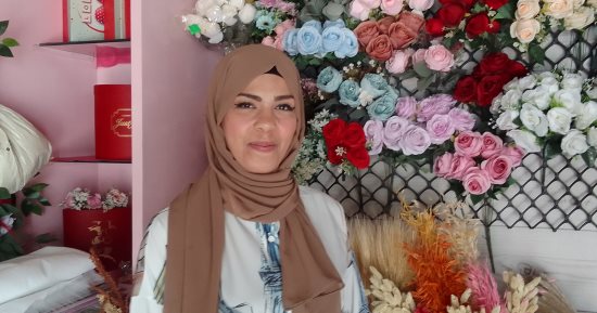 مواطنة من دمياط: الرئيس السيسي يستحق كل الدعم ومساندته للمرأة ساعدنى على النجاح.. فيديو