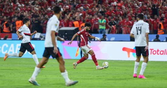 الأهلي يدفع بـ"تاو وصلاح محسن" أمام اتحاد العاصمة بالسوبر الأفريقى
