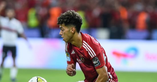 كولر يحتفظ بالثلاثى مروان وديانج وإمام عاشور فى خط وسط الأهلى أمام المصرى