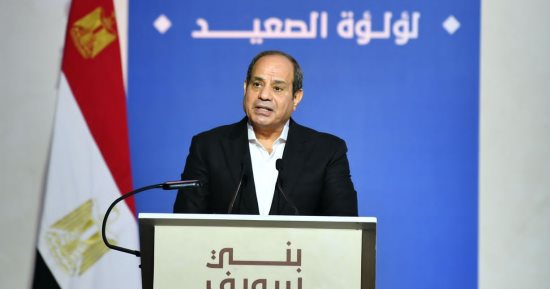 نقيب الفنانين التشكيليين تدعم ترشح الرئيس السيسي: بدأنا المشوار ونكمل مع بعض