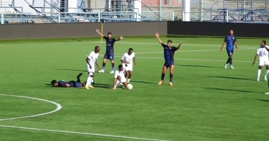 بعثة الزمالك تعود اليوم إلى القاهرة بعد الخسارة من أرتا سولار الجيبوتى