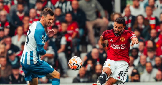 مانشستر يونايتد يتأخر أمام برايتون 1-0 فى شوط مثير بالبريميرليج.. فيديو