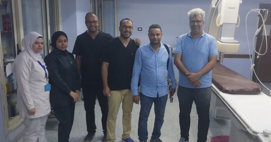 مستشفى قنا العام يجري عمليتي قسطرة مخية.. ويقضي على قوائم الانتظار 