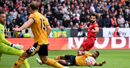 ليفربول يحتفى بأرقام محمد صلاح بعد تألقه أمام وولفرهامبتون