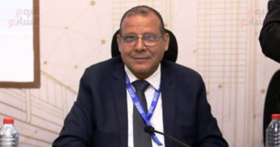 نائب رئيس اتحاد العمال لتليفزيون اليوم السابع: قرارات الرئيس السيسى عظيمة