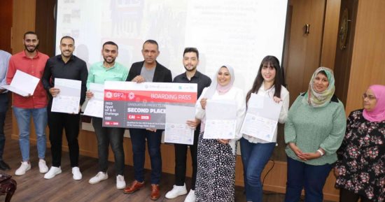 فوز فريق هندسة المنصورة بالمركز الثانى بمشروع روبوت وتطبيق لمساعدة الأمهات