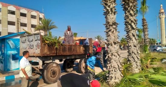 محافظ الدقهلية يوجه برفع الإشغالات وتحسين الخدمات فى مدينة جمصة.. صور