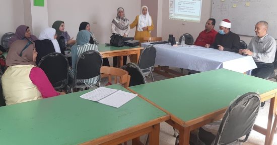 رئيس منطقة الإسكندرية الأزهرية يتفقد تدريب معلمات رياض أطفال المعاهد النموذجية
