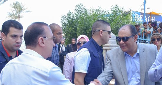 محافظ الإسكندرية: تنفيذ فعاليات اليوم العالمي لتنظيف الشواطئ بـ 6 شواطئ 