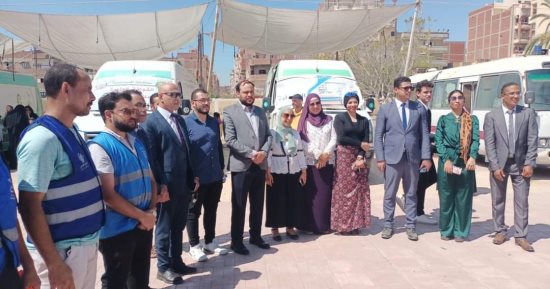 الكشف على 1044 مواطنا خلال القافلة الطبية المجانية بالقنطرة غرب بالإسماعيلية