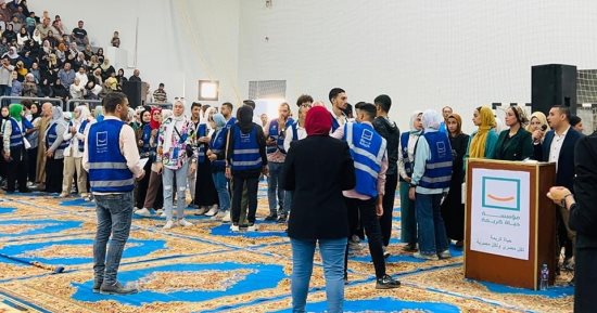 حياة كريمة بالقليوبية توزع 73 كرسيا متحركا وكهربائيا لذوى الهمم وسط فرحة الأسر