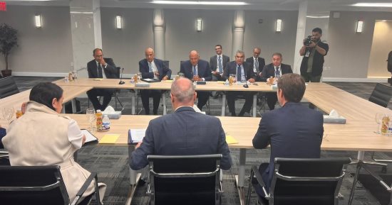 وزير الخارجية يلتقي نظيره الألباني على هامش أعمال الجمعية العامة للأمم المتحدة