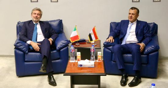 وزير السياحة يبحث مع سفير إيطاليا الاستعداد لافتتاح المتحف اليونانى الرومانى
