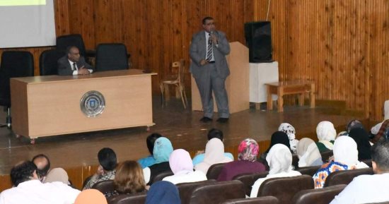 جامعة قناة السويس تنظم برنامجا تدريبيا عن نظام الساعات المعتمدة