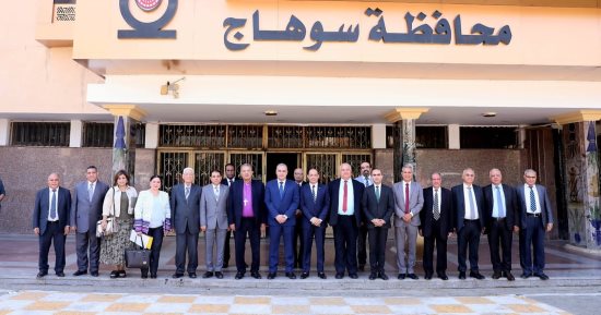 رئيس الطائفة الإنجيلية يختتم زيارته لصعيد مصر