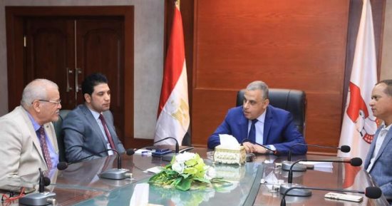 محافظ سوهاج يعلن فوز 13 مشروعا من المتقدمين لمبادرة المشروعات الخضراء الذكية