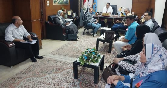 وكيل "تعليم الغربية" يبحث مع مديرى التعليم الفنى الاستعداد للعام الدراسى الجديد