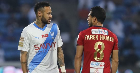 الهلال يسقط فى فخ التعادل أمام ضمك بمشاركة طارق حامد بالدوري السعودي