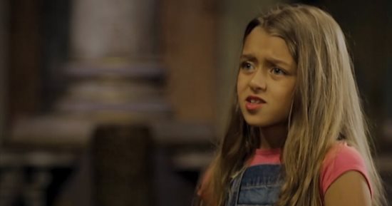 "سو" طفلة الكبير أوى تحتفل بزفافها.. انظر كيف أصبح شكلها