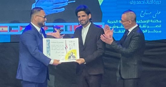 حمدى المرغنى يقدم تكريم أحمد رزق فى مهرجان الإسكندرية المسرحى.. صور