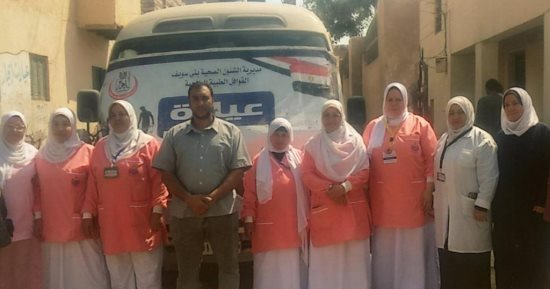 حياة كريمة ببنى سويف: الكشف وتوفير العلاج لـ1353 حالة بقافلة طبية بقرية الجمهود
