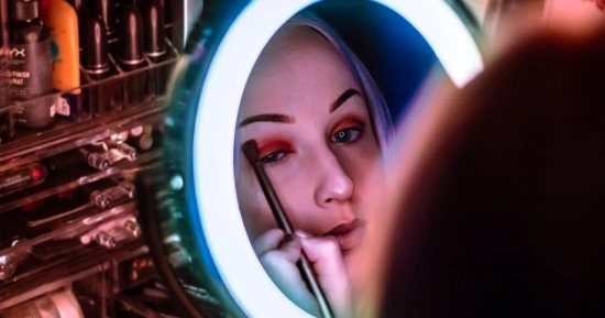 6 أخطاء شائعة فى المكياج تجنبيها للحصول على مظهر طبيعى 