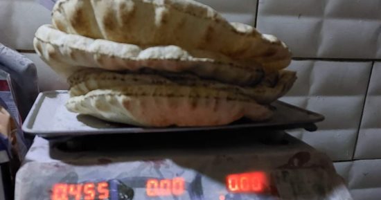 ضبط 26 مخالفة تموينية وإنذارًا في حملات رقابية على المخابز والأسواق بالدقهلية