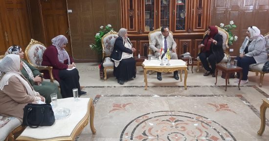 محافظ شمال سيناء: المرأة المصرية شريك أساسى فى التنمية والبناء
