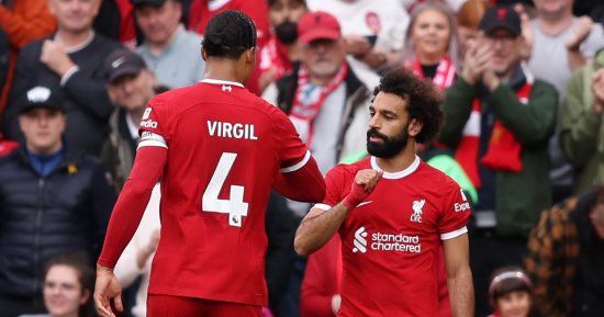 محمد صلاح يقود ليفربول لمطاردة السيتى على الصدارة بثلاثية ضد وست هام