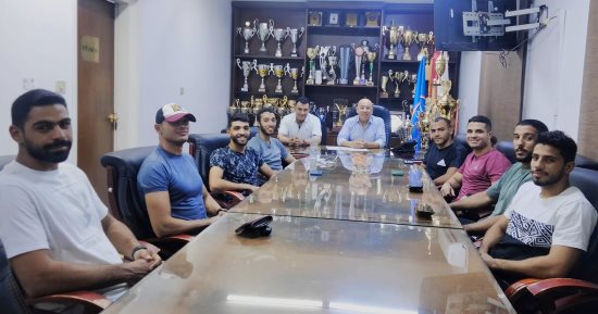 جلسة بين رئيس اتحاد الكاراتيه ولاعبى المنتخب استعدادا لبطولة العالم