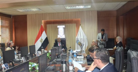 مجلس جامعة الأقصر يوافق على تعيينات جديدة بكلية الطب 