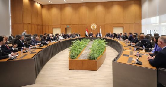 الجزائر والأردن يؤكدان إرادتهما في تعزيز الشراكة الاقتصادية بين البلدين