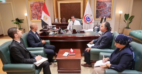 وزير الصحة يستقبل سفير مصر لدى دولة جيبوتى