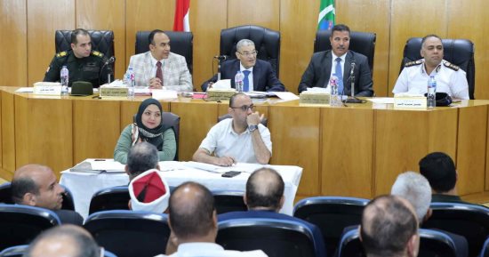 محافظ المنيا يوجه برفع درجة الاستعداد لاستقبال العام الدراسي.. اتلفاصيل