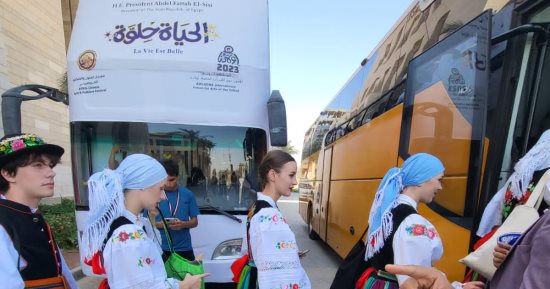 عروض فنية من الأردن وبولندا والكونغو بملتقى أولادنا فى ساحة الشعب