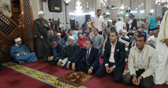 محافظ الإسكندرية يشهد احتفالية المولد النبوى بمسجد سيدى المرسى أبو العباس