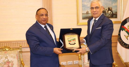 رئيس هيئة قضايا الدولة يهنئ النائب العام الجديد بمناسبة توليه منصبه