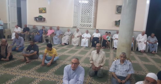 مساجد البحيرة تحتفل بالمولد النبوي الشريف بقراءة القرآن والتواشيح.. صور