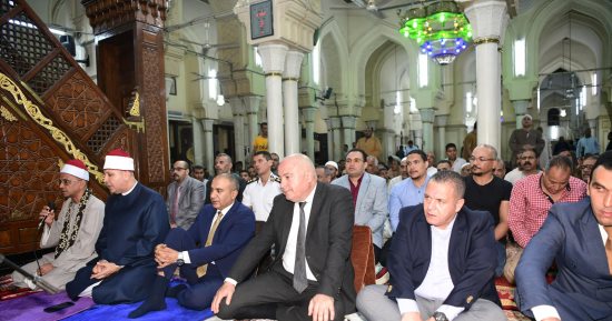 محافظ قنا يشهد احتفال المولد النبوي الشريف بمسجد سيدى عبد الرحيم القنائي