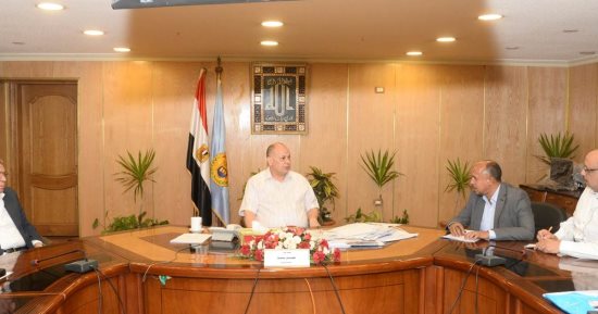 محافظ أسيوط: لا تهاون فى تنفيذ إزالة التعديات على الأراضى الزراعية وأملاك الدولة