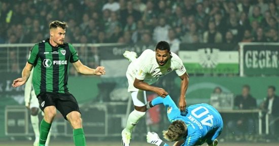 بايرن ميونخ يكتفى برباعية ضد بروسيا مونستر فى كأس ألمانيا.. فيديو