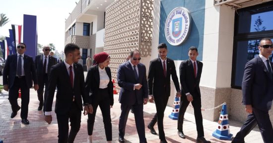 الرئيس السيسي يلتقى عددًا من رؤساء وممثلى اتحادات طلاب شباب الجامعات