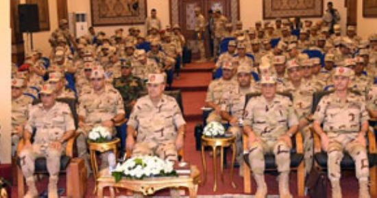 الفريق أسامة عسكر يشهد مشروع مراكز قيادة خارجى ذو مستويين بالجيش الثانى الميدانى