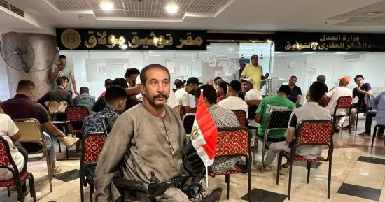 مواطنون لــ"أ ش أ": أجرينا توكيلات تأييد للرئيس السيسى لاستكمال الإنجازات