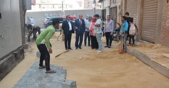 محافظ القليوبية يتابع المشروعات الجارى تنفيذها بقطاع الرصف ببنها وكفر شكر